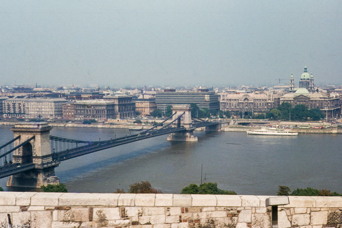 The other side of Buda Castle offers a fine view over the Danube river and the Széchenyi Chain Bridge.