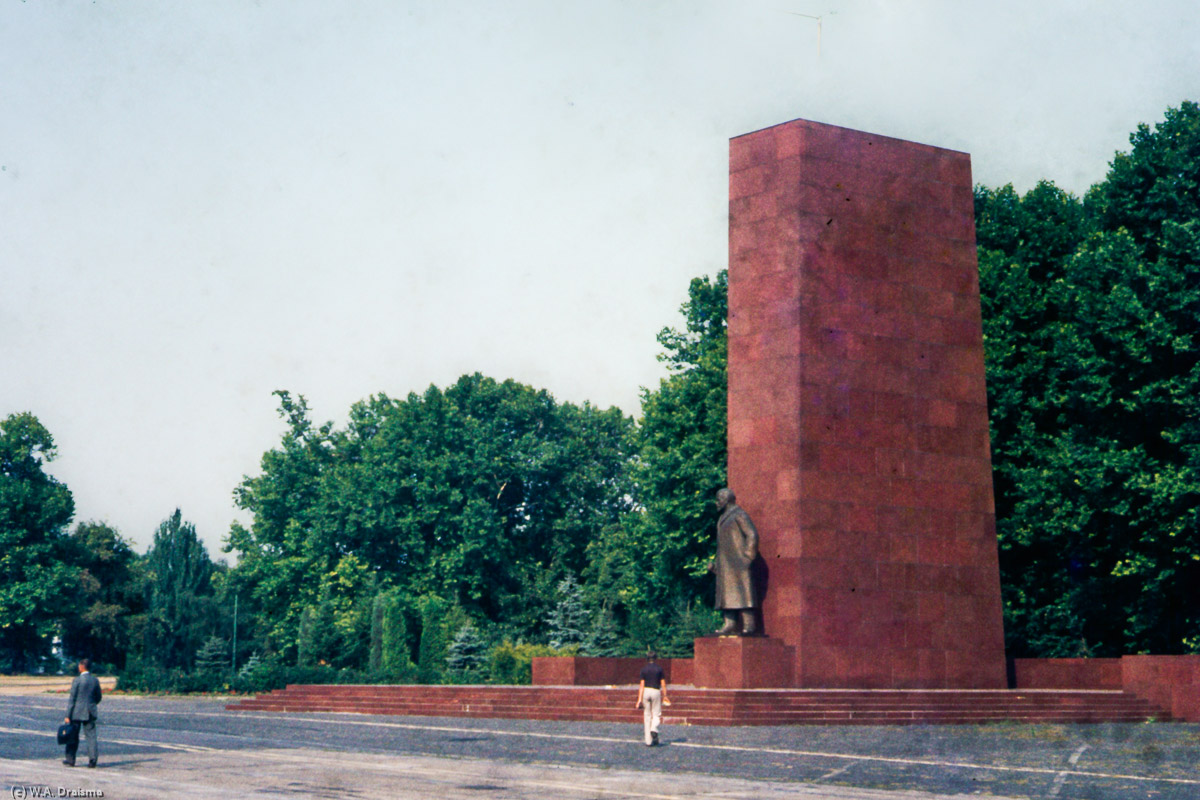 In 1979 Lenin was still standing still, overlooking Parade Square, a large square in the middle of the Castle Quarter used for military parades.