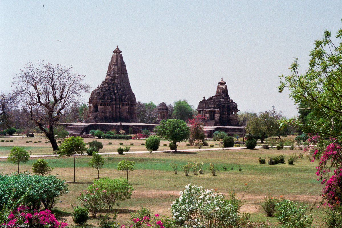 Kandariya Mahadeva Temple and Lakshmana Temple, Khajuraho