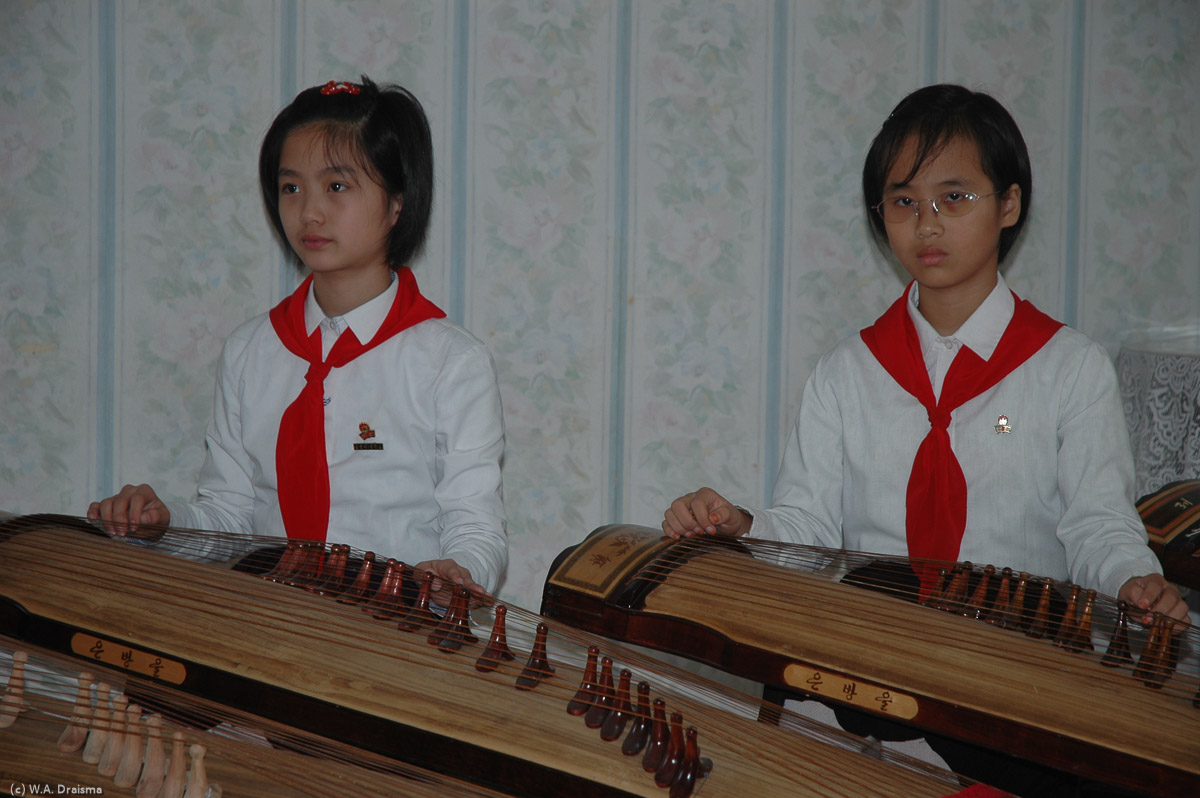 The Gayageum is a long zither with up to 25 strings. The 21 string Gayageum is normally found in North Korea. The archetype Gayageum is supposed to have developed around the 6th century.