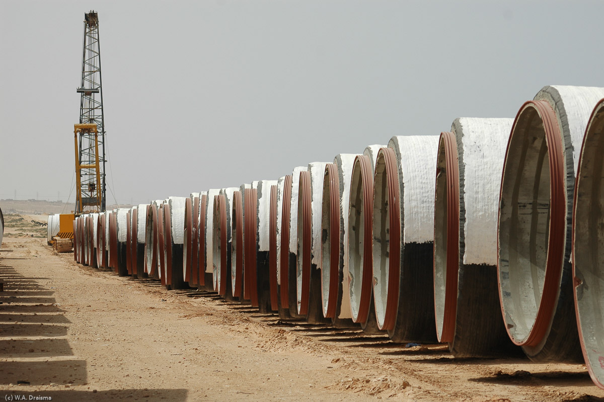 An-Nahr Sinai, the Great Man-Made River Project is one of Colonel Gadaffi's most ambitious development projects, bringing fresh water from Saharan aquifers to coastal Libya. Stage one is completed, connecting two wells in the Tazerbo and Sarir Basins to the coastal area from Benghazi to Sirte.