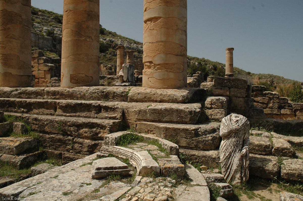 Immediately in front of the temple is the monumental altar. It measures 22m in length and it is made of limestone covered with marble slabs. Religious rites, including animal sacrifices, were caried out here.