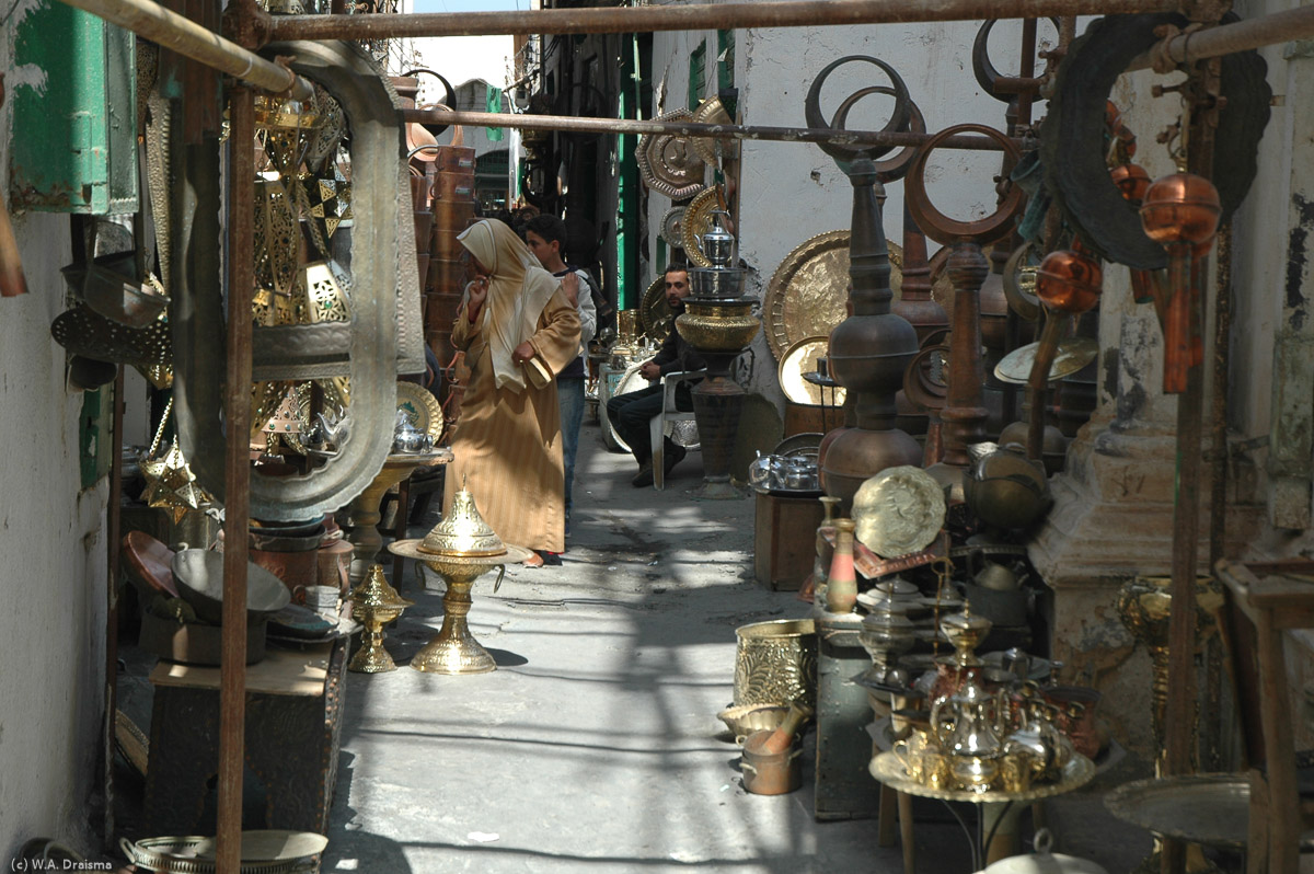 Souq al-Ghizdir, or Copper Souq, is a part of the medina where the artisan's daily work consists of patiently hammering out their wares like crescents (jammour). Maybe, insh'Allah, one day one will adorn the top of a minaret of one of the medina's 38 mosques.